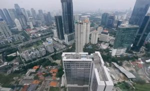Ekonomi Indonesia Disengat Sentimen Global, Pemerintah Diharapkan Longgarkan Regulasi